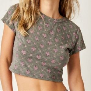 FREE PEOPLE Crop Size Small